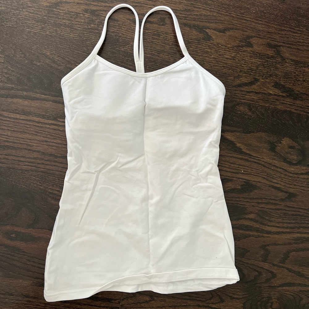white lululemon tank